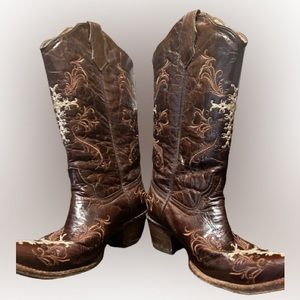 Circle G sniptoe boots